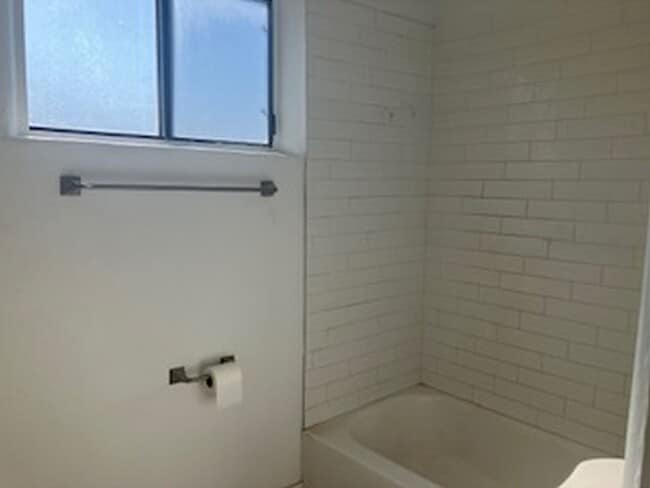 Photo - 3903 Thaxton Ave SE Apartamentos Unidad 3903