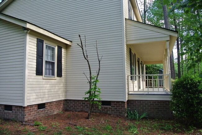 Photo - 1497 Foxhall Dr