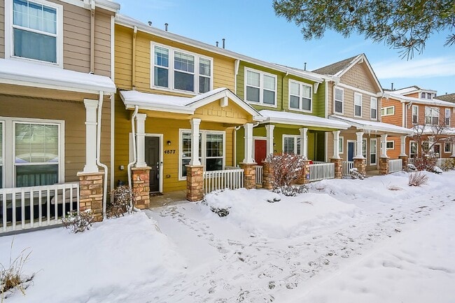 Photo - $1,795.95- 2-Bed 2.5 Bath Townhome in Colorado Springs with Fenced-in Yard and Laundry In Unit!
