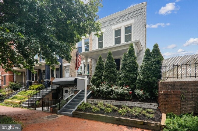 Building Photo - 1359 Florida Ave NE Rental