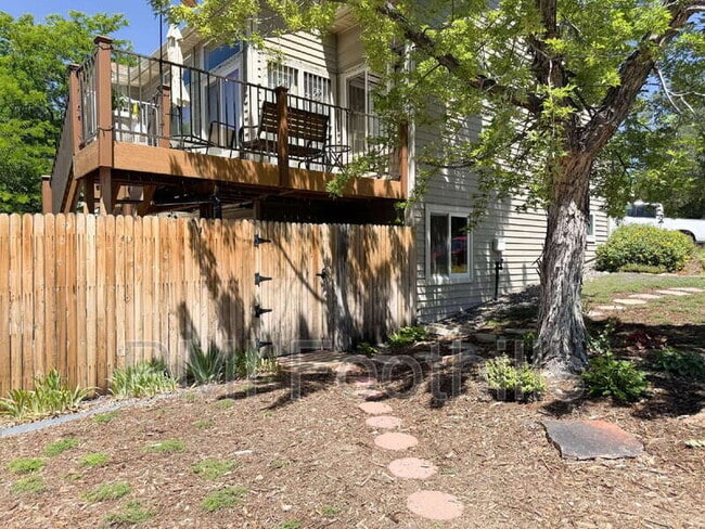 Building Photo - 9318 W Coal Mine Ave