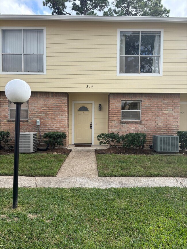 Photo - 14515 Wunderlich Dr Unidad 315