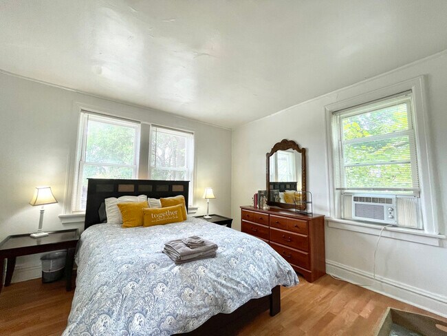 Photo - 6647 Berthold Ave Unit 1W