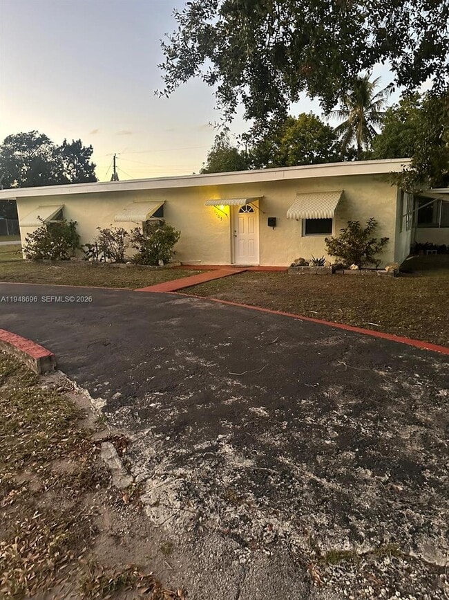 Photo - 1705 NE 157th Ter