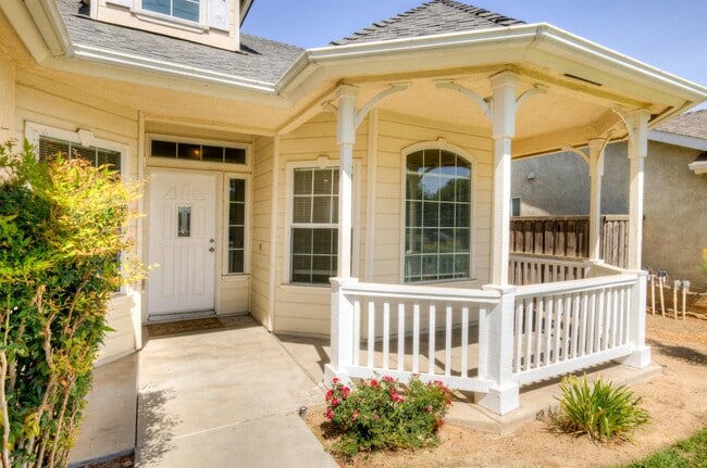 Photo - 4666 W Oswego Ave