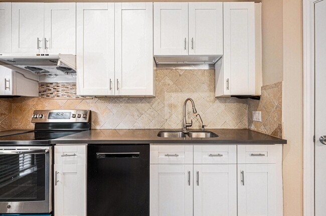 Photo - 2710 Grants Lake Blvd Unidad E3