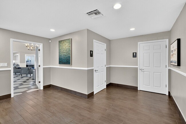 Cascades at Clear Lake Apartments