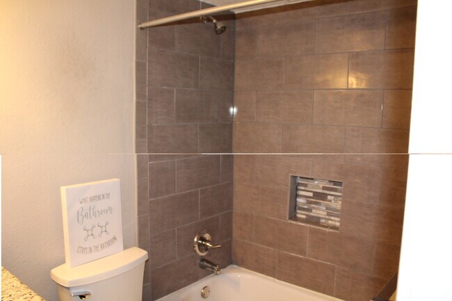 West 3855 - a Warner Alan Property
