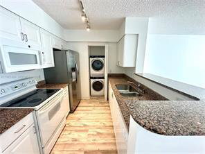 Photo - Brickell Avenue, Miami, FL 33131 - 1 BR 1 BA condo