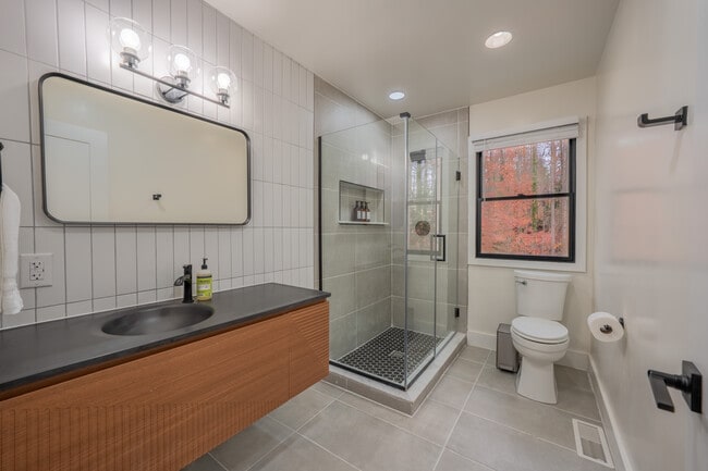 Photo - 1704 Inglewood Dr