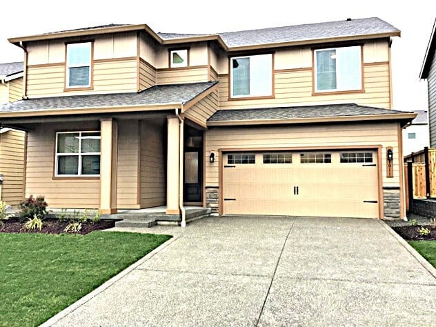 Building Photo - 1011 Riggs Dr E Rental