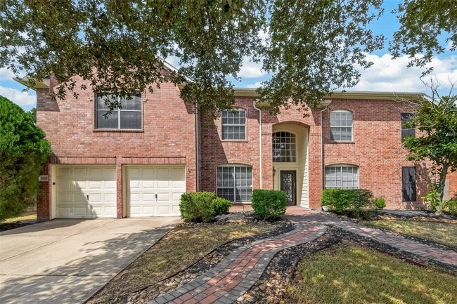 Building Photo - 6021 Whispering Lakes Dr