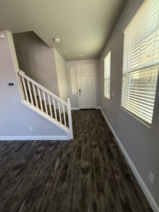 Photo - 3493 Elevations Way