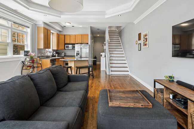 Photo - 3755 N Wilton Ave