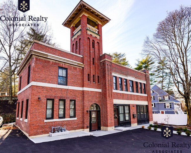 Building Photo - 2044 Beacon St Rental
