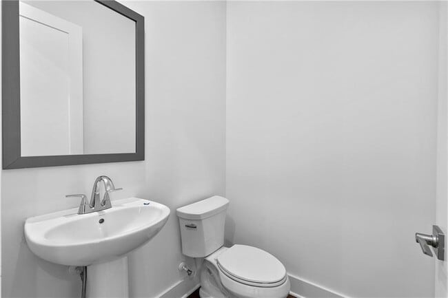 Photo - 515 Motivation Cir NW