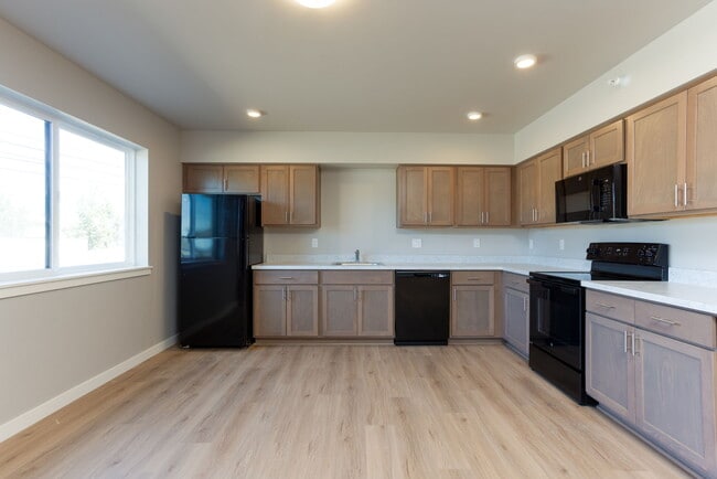 Photo - Linden Lofts