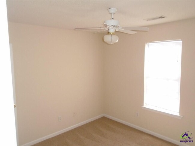 Photo - 120 Chadwyck Cir