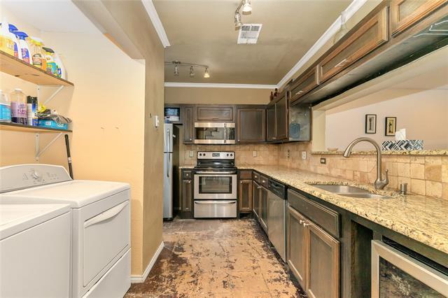 Photo - 1507 Maybrook Ct