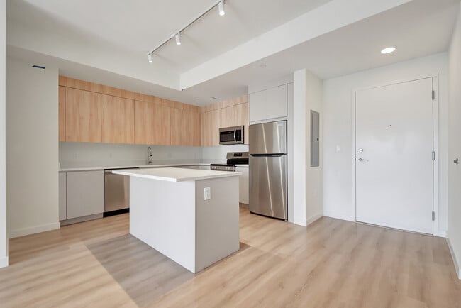 Building Photo - 1818 N J Ter Unit B Rental