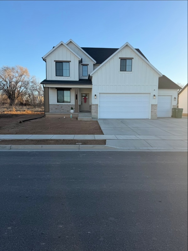 Photo - 204 N Rick Way