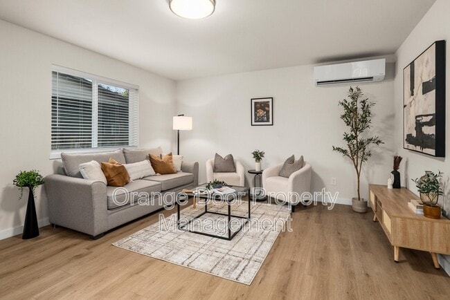 Photo - 3623 S J St Unit B