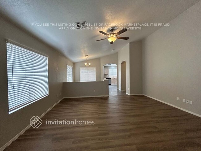43 N 123rd Dr