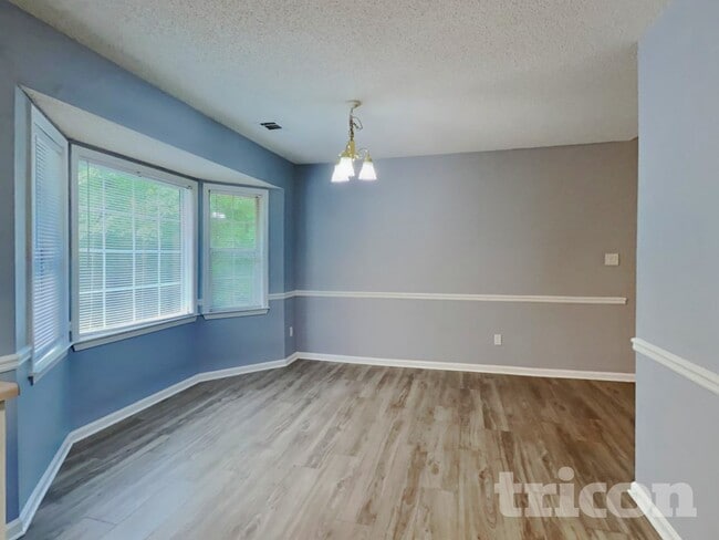 Photo - 184 Bradford Pl