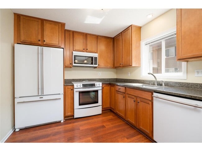 Photo - 6459 Regency Ln