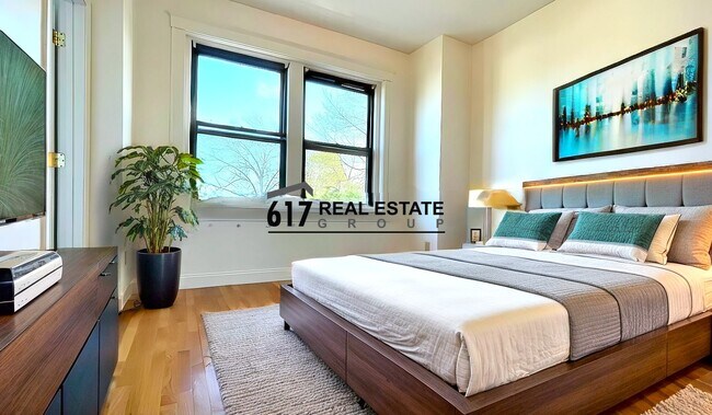 Photo - 17 Cummings Rd Unit 4