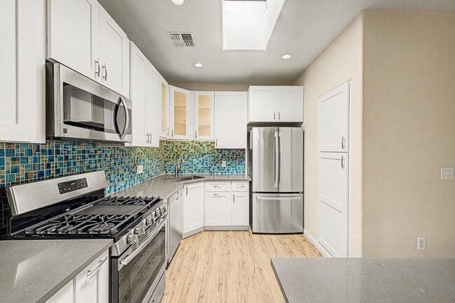 Photo - 3221 N 37th St