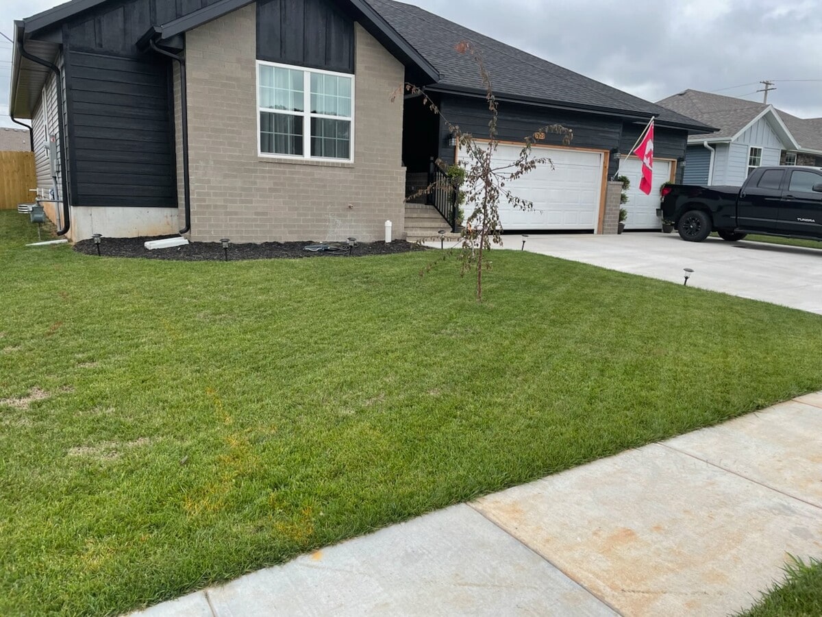 Photo - 1029 S Christopher Ave