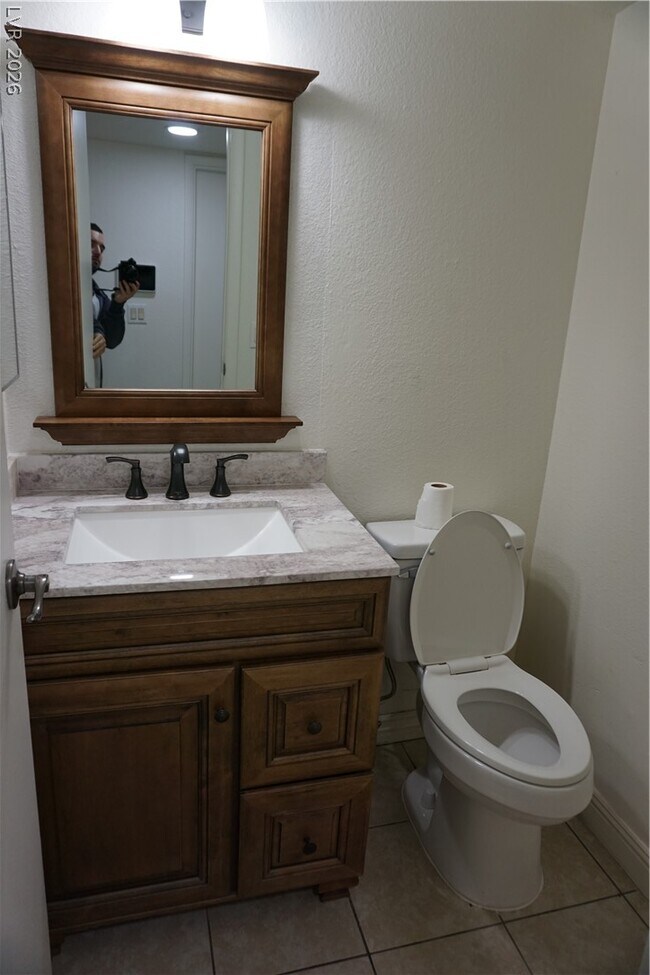 Photo - 6644 Silverstream Ave