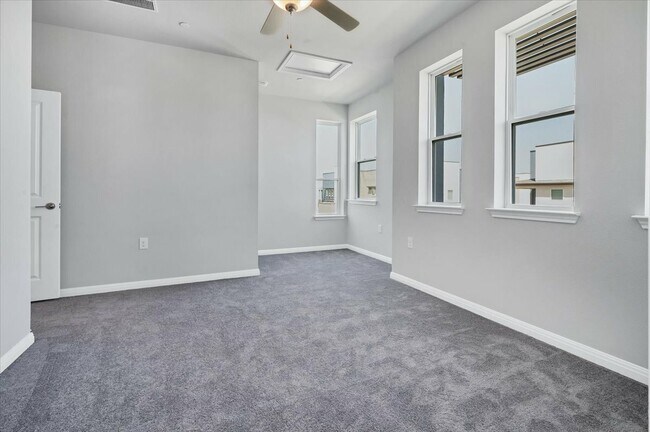 Photo - 9015 Cattle Baron Path