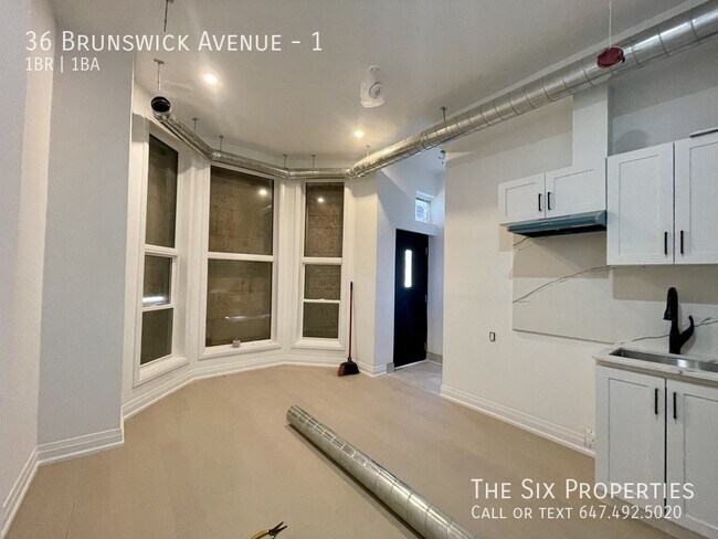 Photo - Brand New Bachelor Apartment in the Heart of Downtown Unité 1
