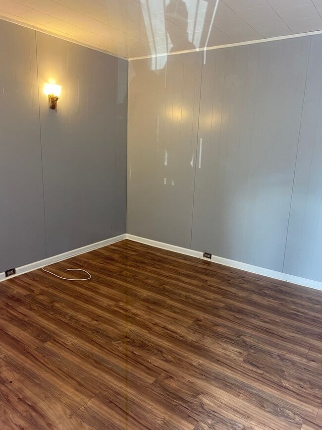 Photo - Spacious Home Available for Rent! Finished Basement! W/D! Front Porch! Available Now!