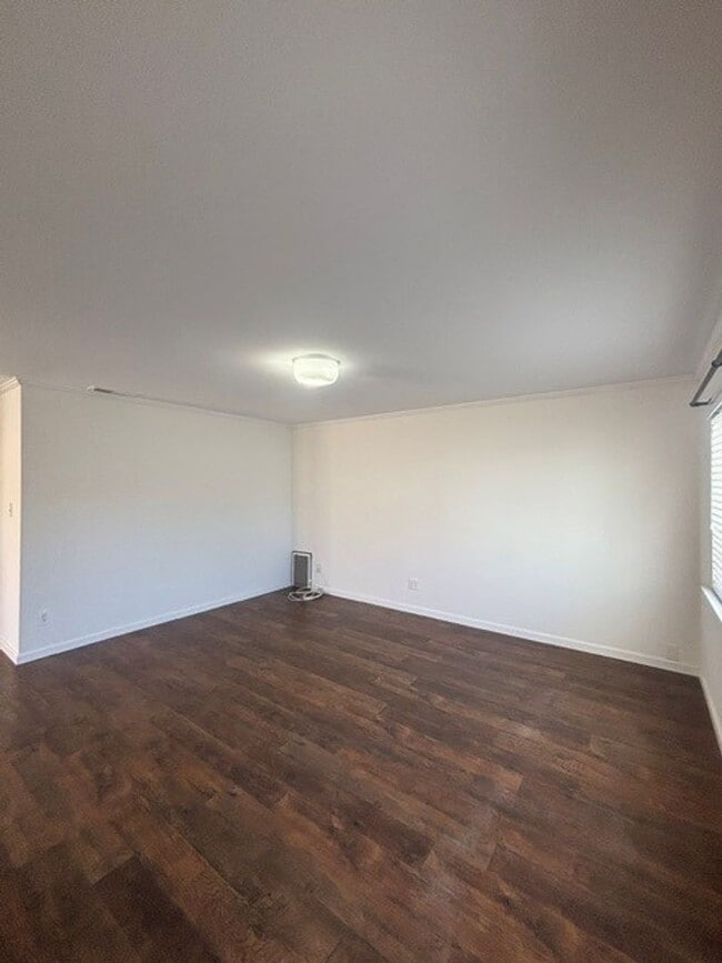 Photo - Pet Friendly Single Level Home- All Utilities Included!