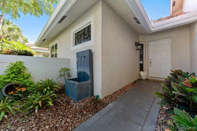 2162 NW 52nd St