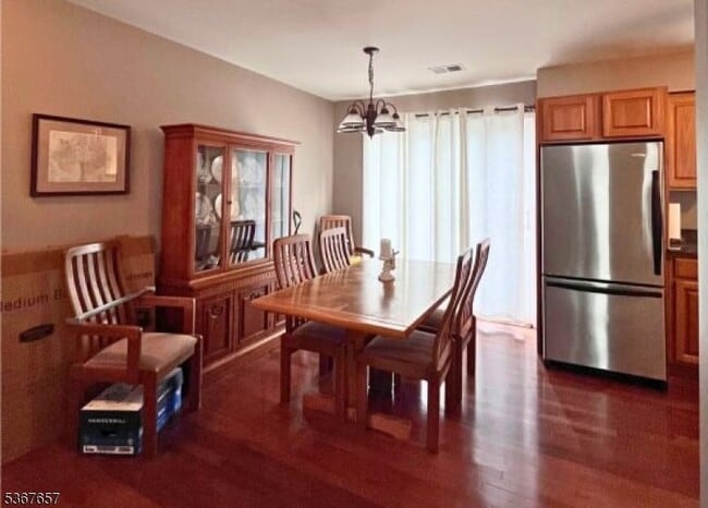 Photo - 1919B Stonegate Ln