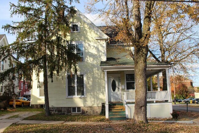 Photo - 702 Emmet St Unit 3