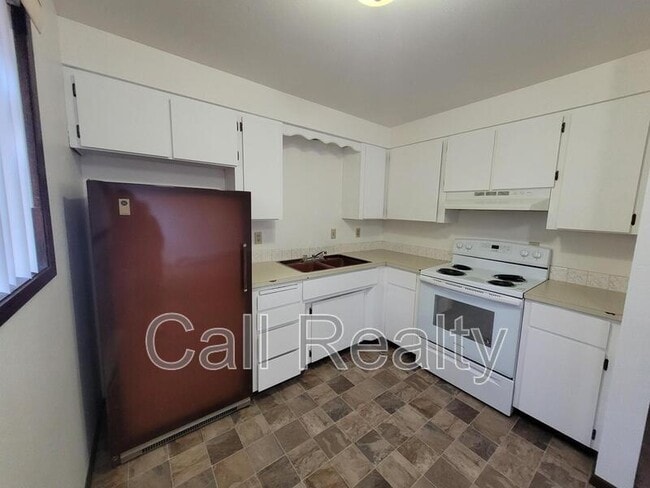 Photo - 12224 E Lenora Dr Unit #2