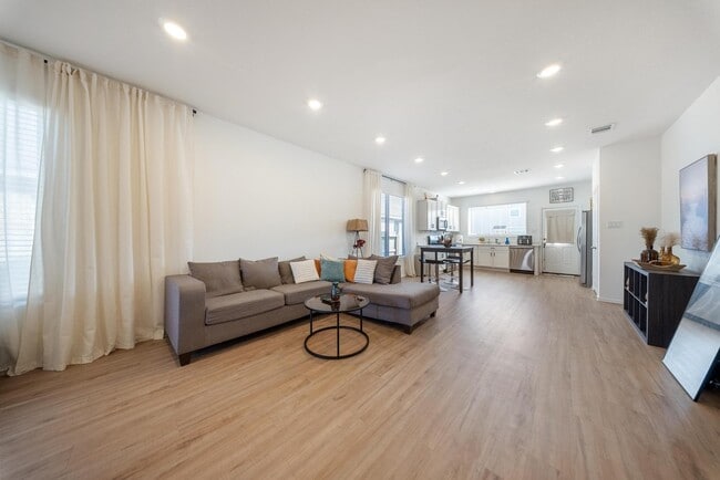 Photo - 6304 Barrington Clf Trl