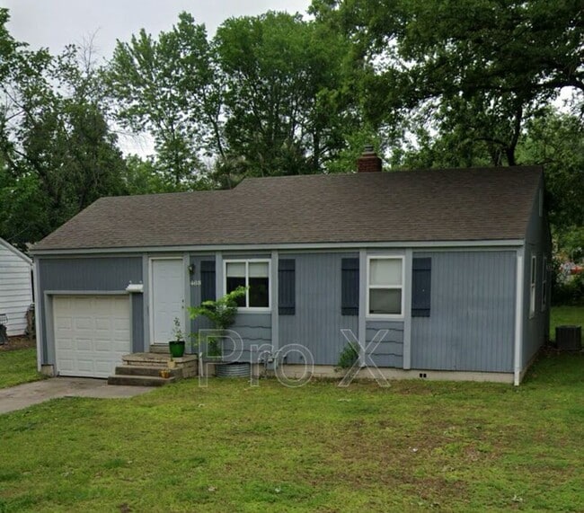 Building Photo - 468 Fieldcrest Dr
