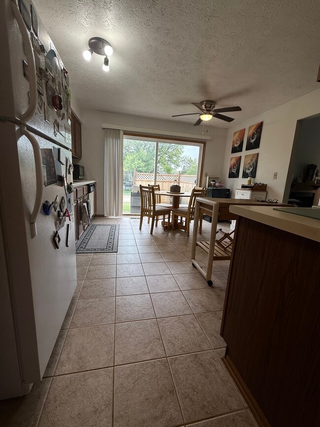 Photo - 202 Kirkstone Pl