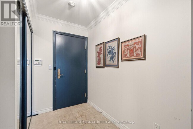 Photo - 18 Sommerset Way Unit 2217