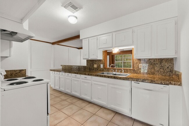 Photo - 23007 Whispering Willow Dr