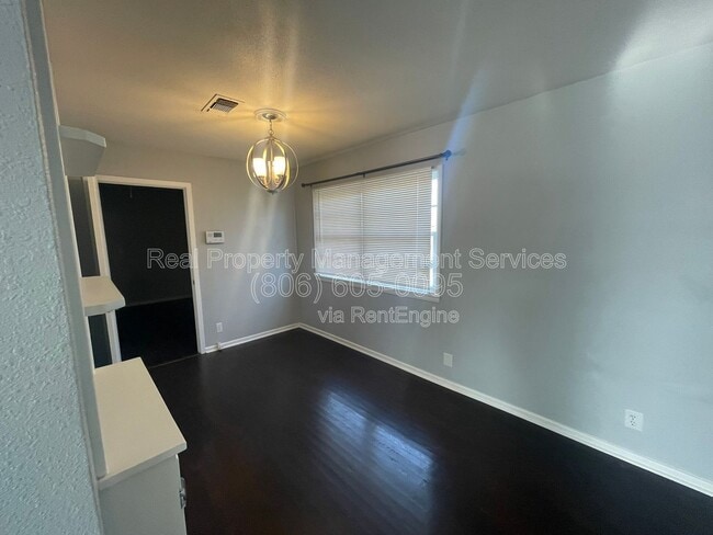 Photo - 3808 32nd St