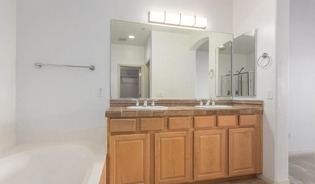 Photo - 16420 N Thompson Peak Pky Unit 2018