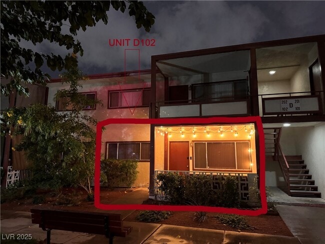 Building Photo - 350 E Desert Inn Rd Unit D102