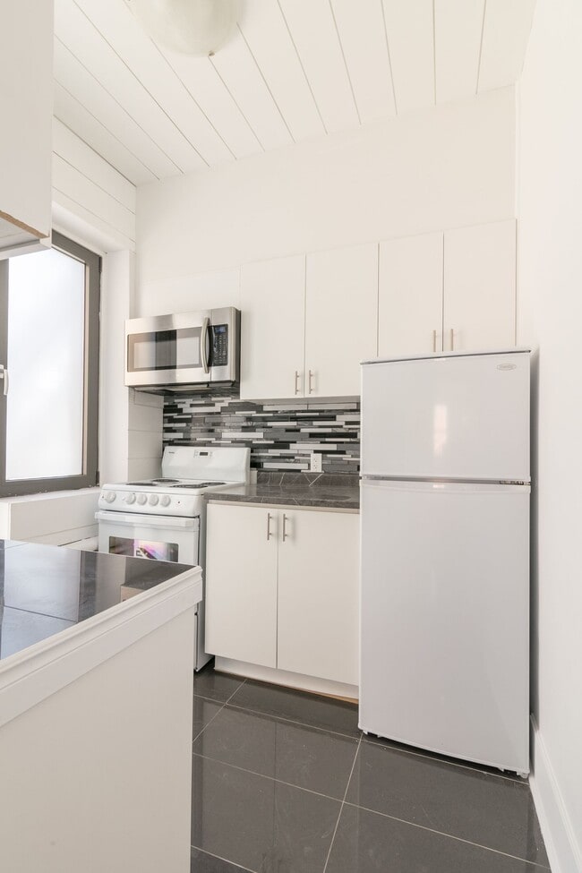 Photo - 2050 Av. Claremont Unité 1